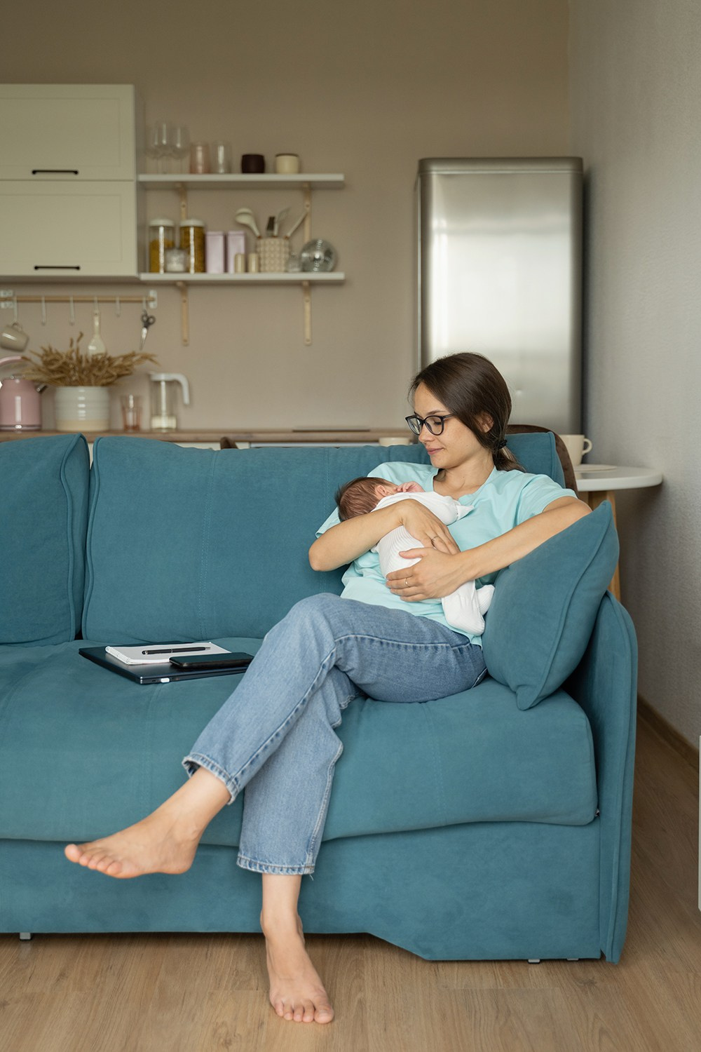 Семейная домашняя фотосессия с новорожденным. Фотограф в Екатеринбурге | Портреты, семейные съемки, лайфстайл