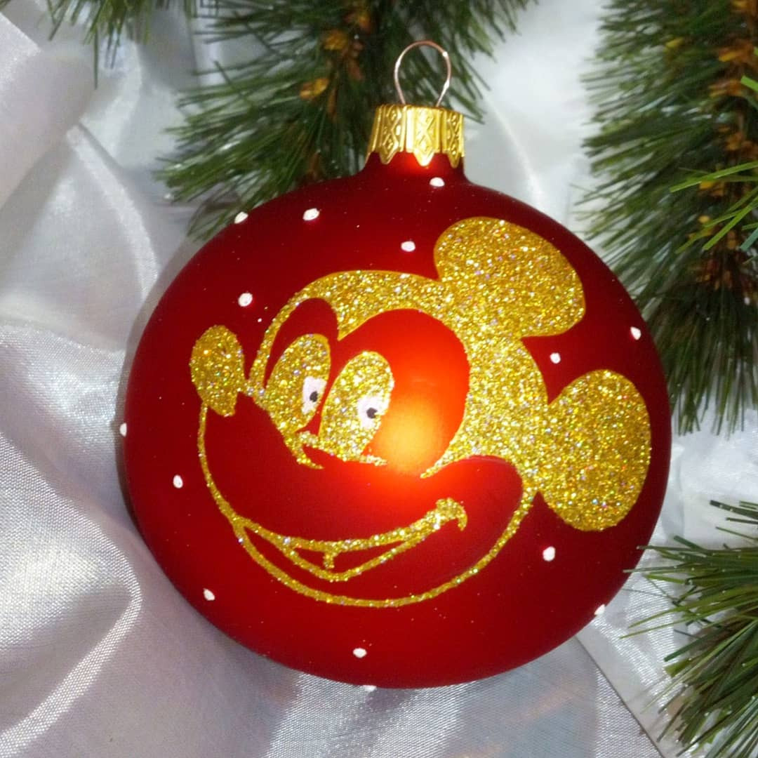 шар с микки Маусом на новый год