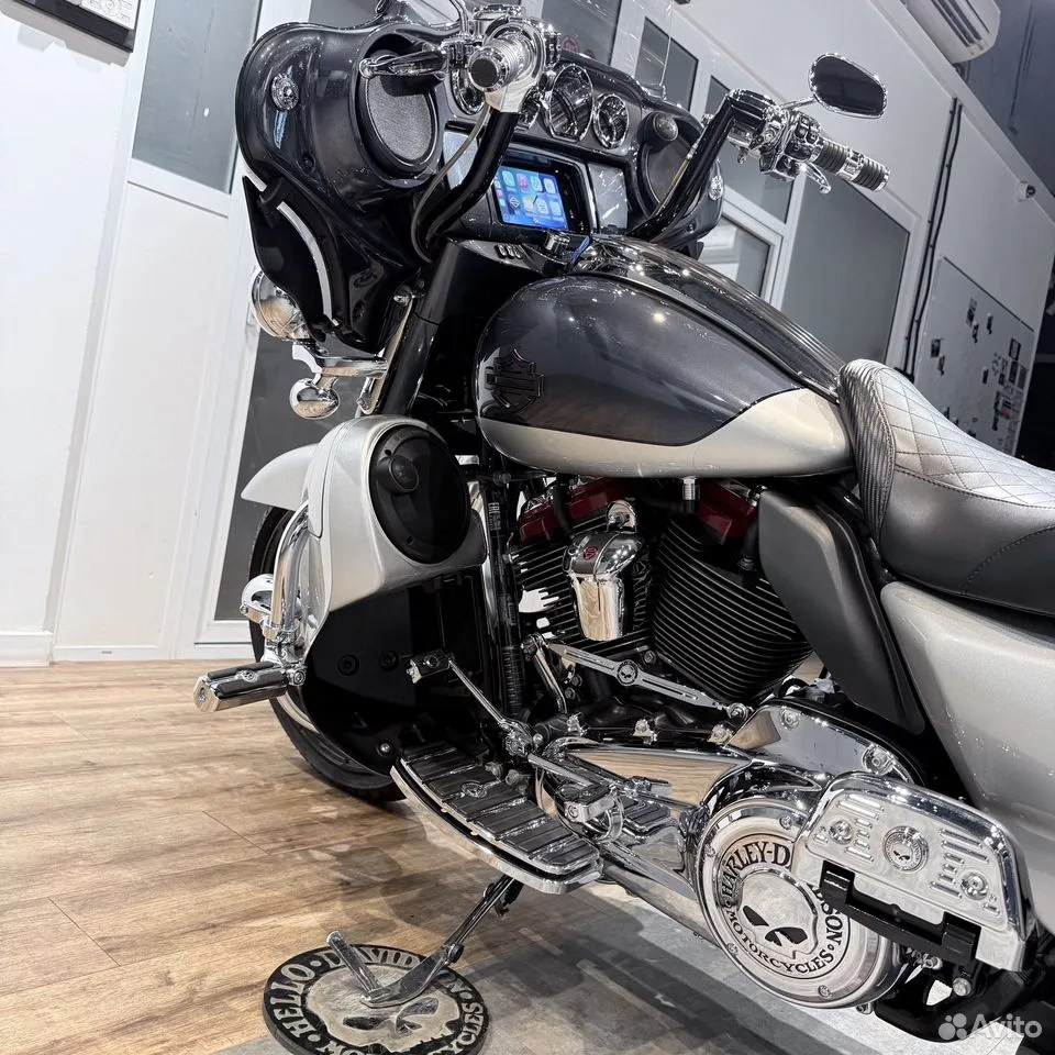 Купить Harley-Davidson 2019 CVO Street Glide Special 117 (Magnetic Grey) (Touring) — подробнее на сайте. Hello Davidson, Москва. Только хорошие мотоциклы…