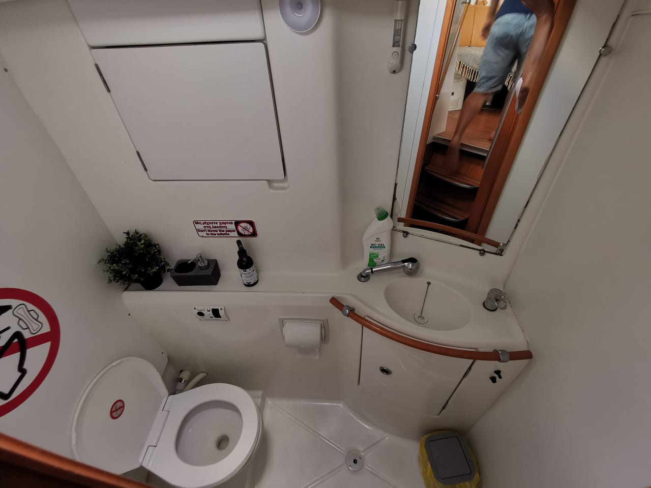 Парусно —моторные яхты и катамараны в Сочи. Аренда Яхт и Катеров в Сочи