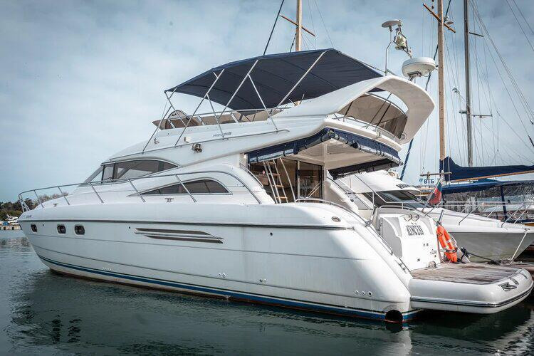 Премиум яхты в Сочи. Аренда Яхт и Катеров в Сочи