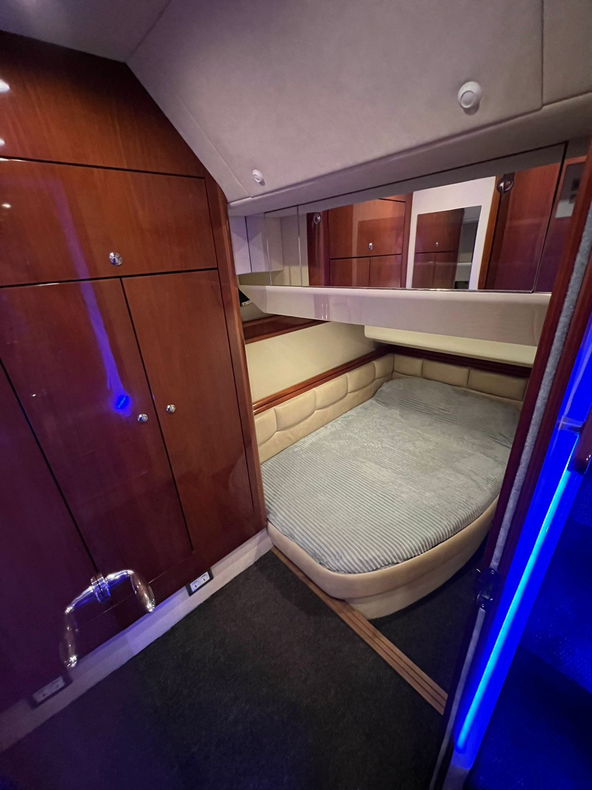 Эконом катера в Сочи. Аренда Яхт и Катеров в Сочи