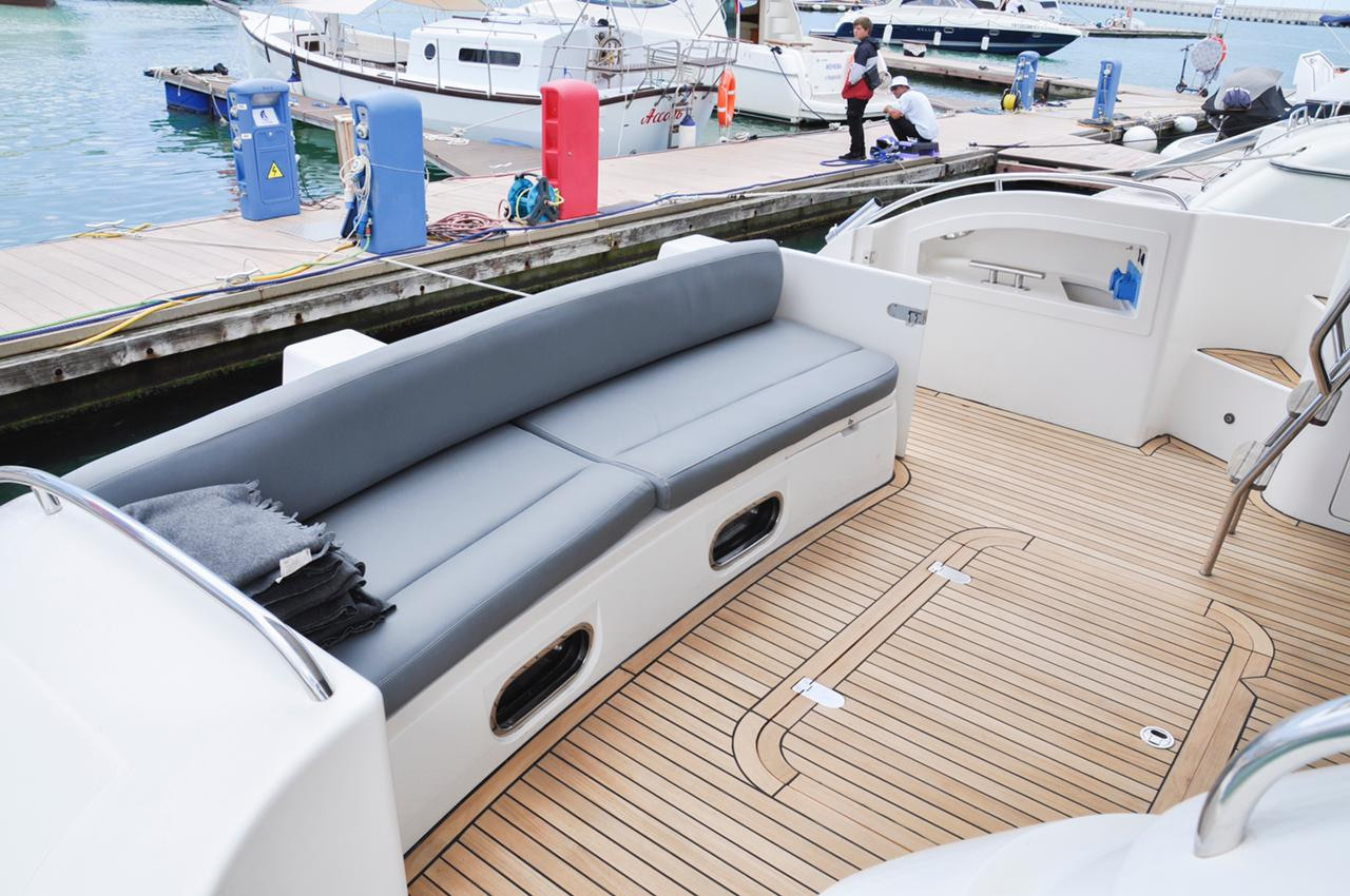 Премиум яхты в Сочи. Аренда Яхт и Катеров в Сочи