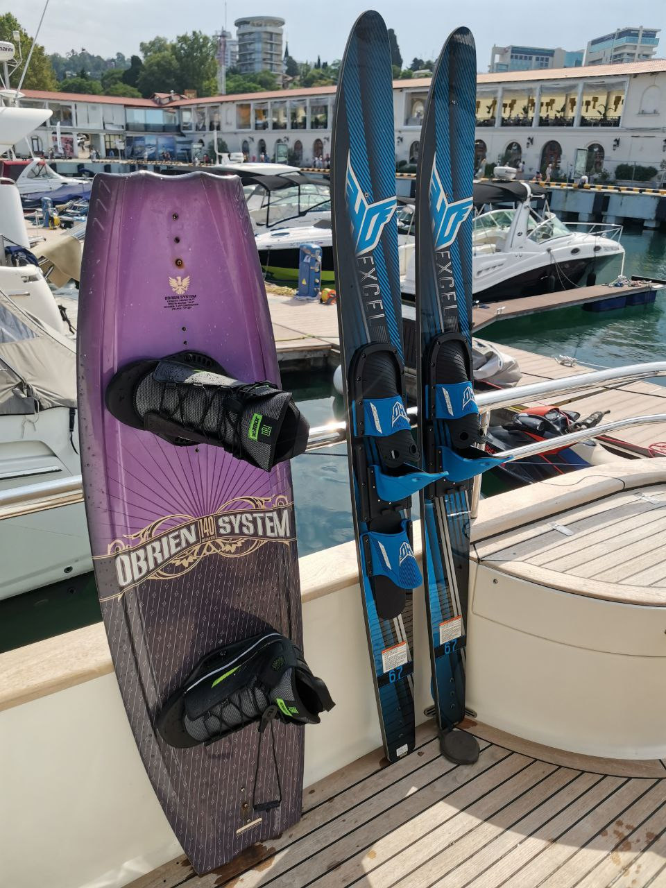 Премиум яхты в Сочи. Аренда Яхт и Катеров в Сочи