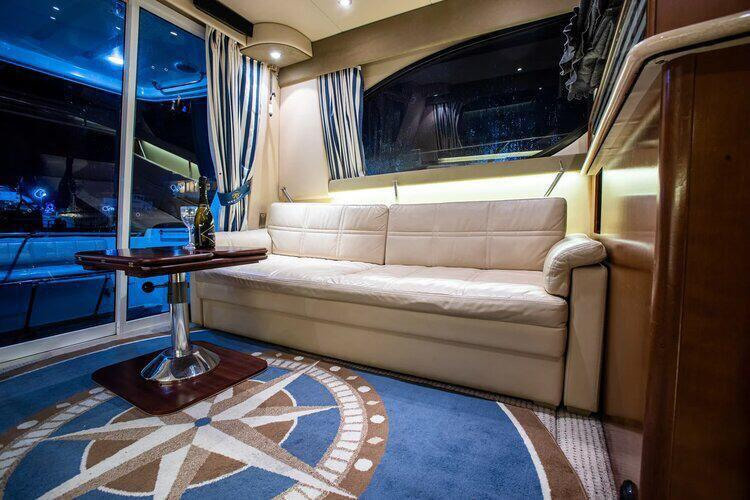 Двухпалубные яхты в Сочи. Аренда Яхт и Катеров в Сочи