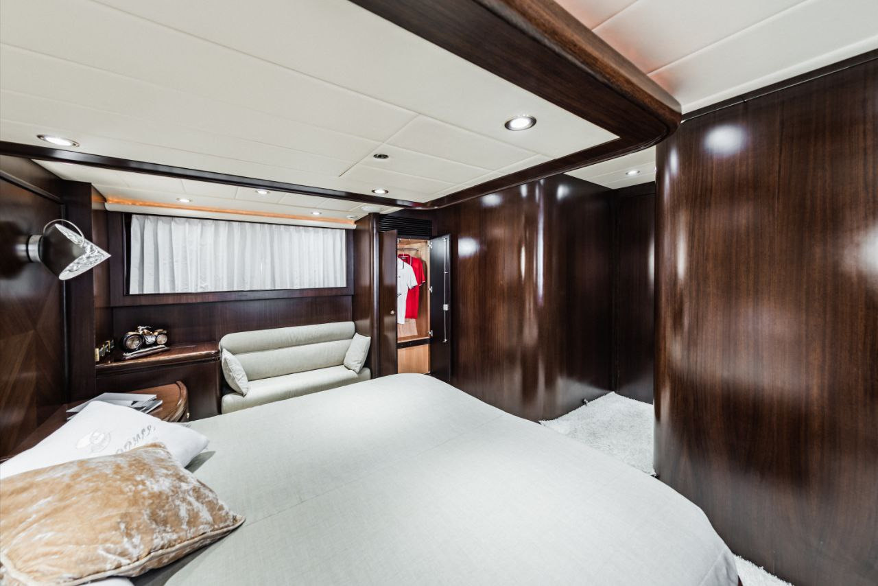 Премиум яхты в Сочи. Аренда Яхт и Катеров в Сочи