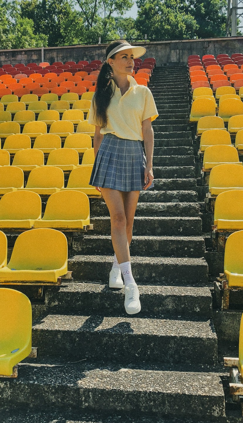 Ретро на сочинском стадионе. Чувственный мобильный фотограф в Казани и Сочи Дьяченко Дарья