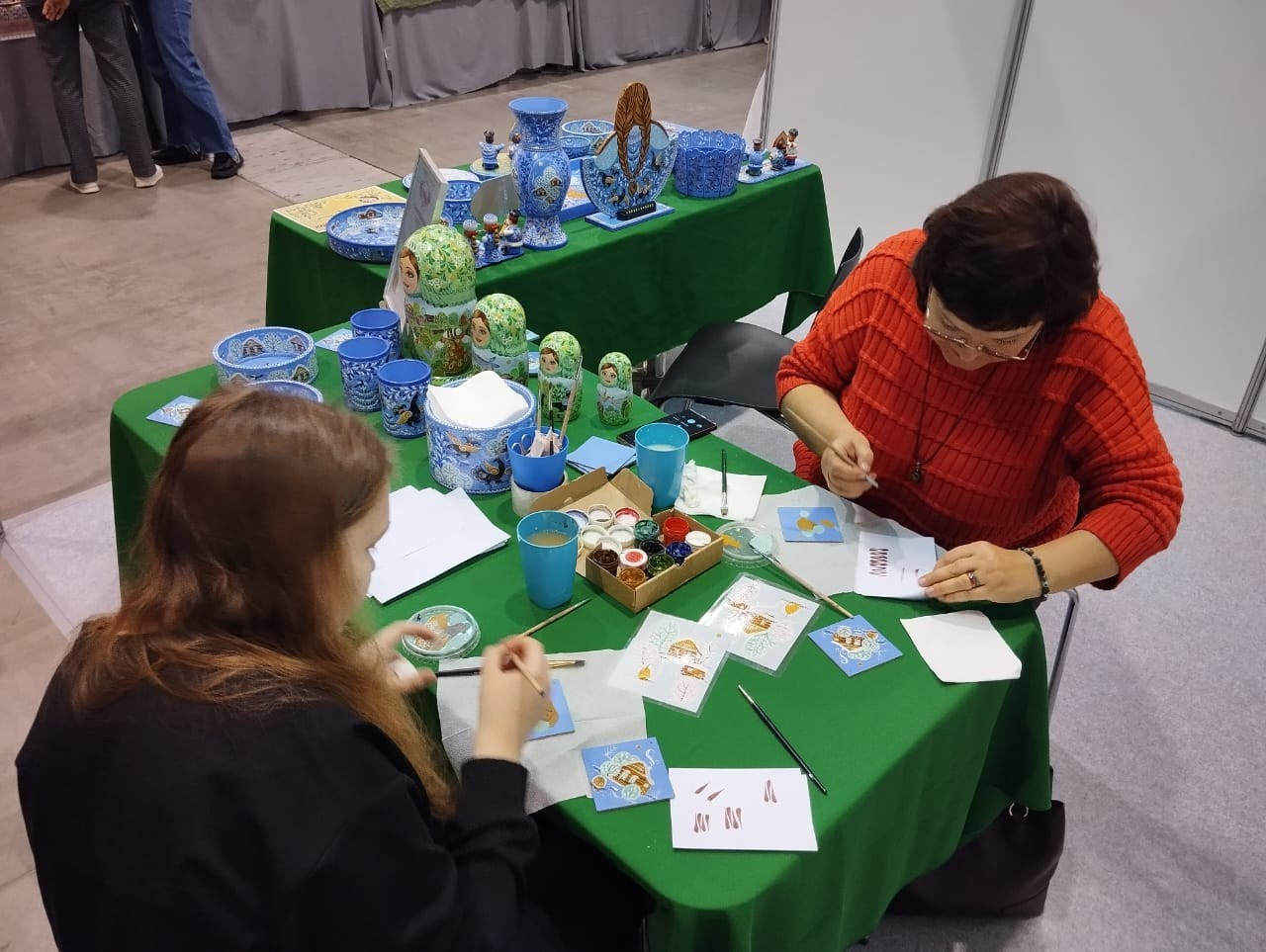 На форуме-выстаке Дикоросы. Сувениры и подарки с Ордынской росписью | Новосибирск