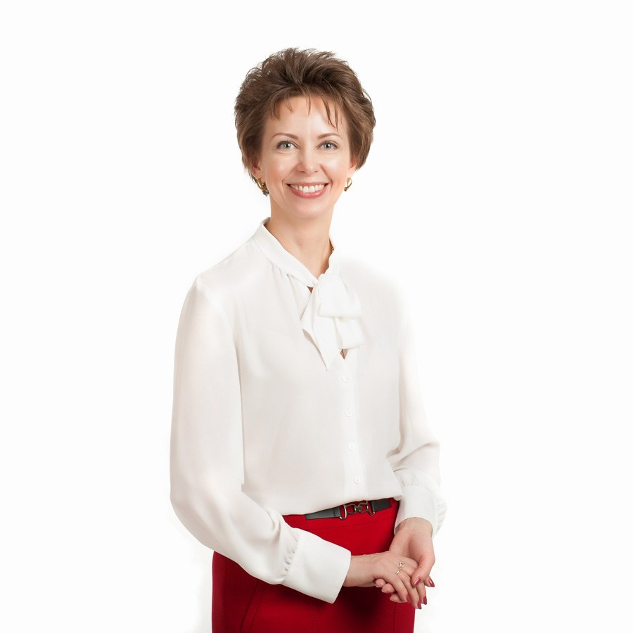 Деловой (бизнес) портрет. Фотостудия Алматы. Фотосъемка Алматы. Фотосессия Алматы. Фотокурсы. Обучение фотографии. Аренда студии