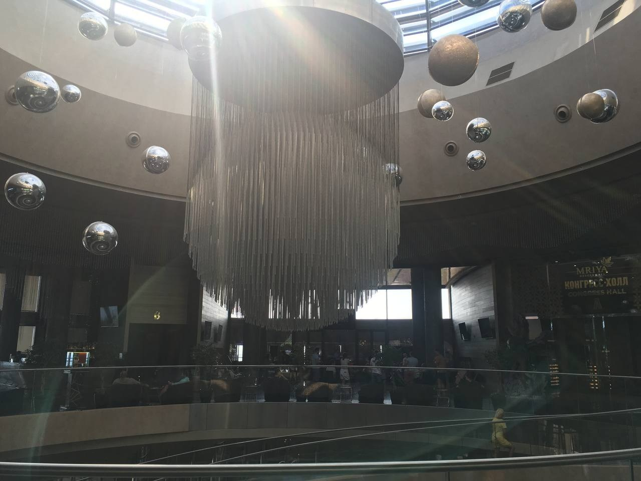 Локации для фотосессии в Ялте. Профессиональная фотосъемка в Крыму. Натуральные эмоции и живые кадры. Забронируйте дату прямо сейчас!