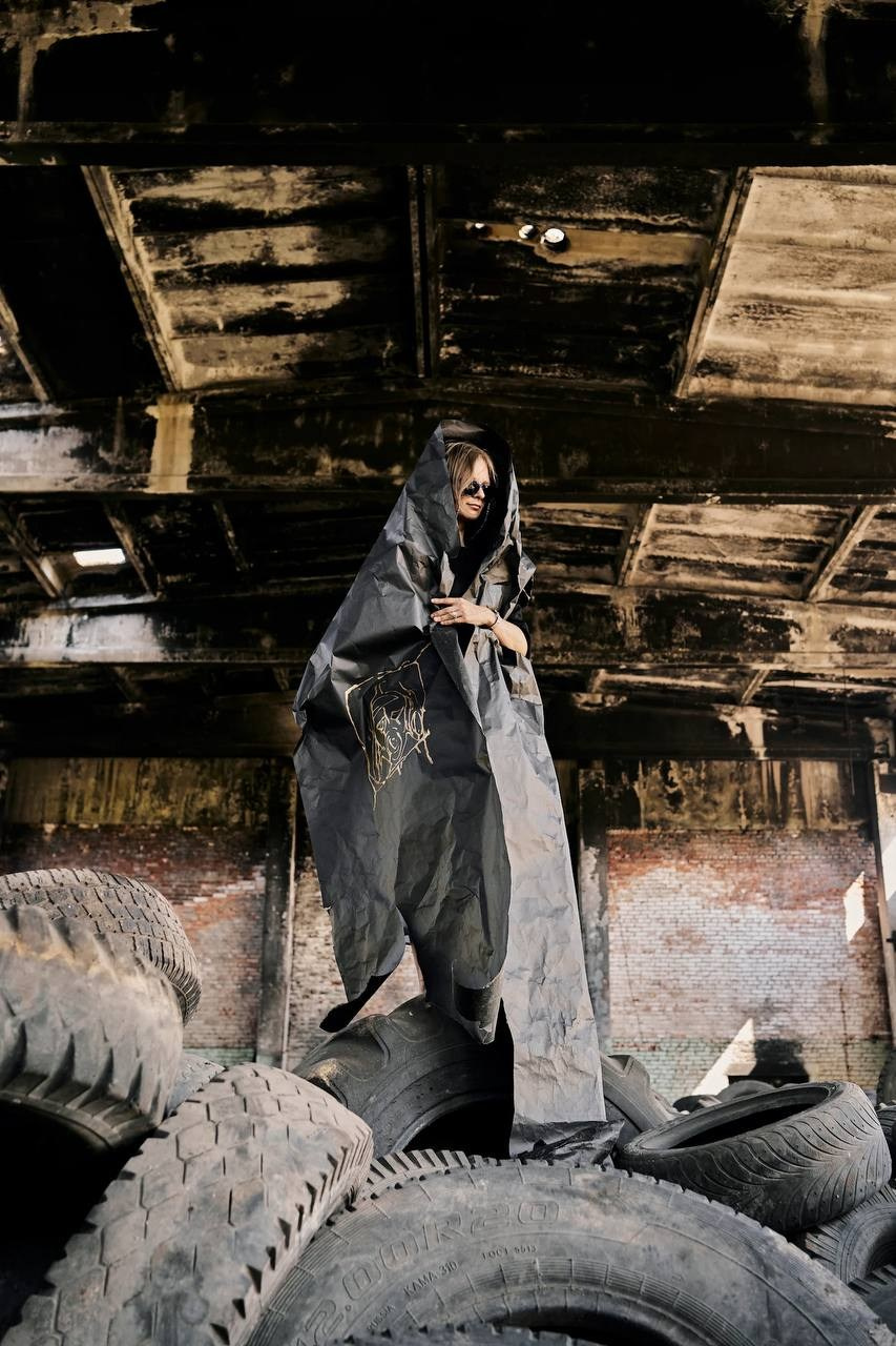 Опубликовала интервью с художницей Никой Клецки из Петербурга