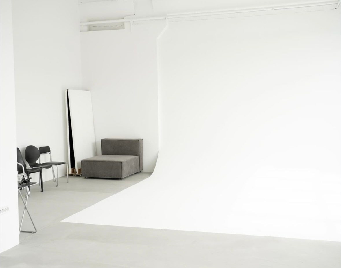 ID14 — фотостудия для стильных съёмок в Минске. Фотограф в Минске Людмила Дутко