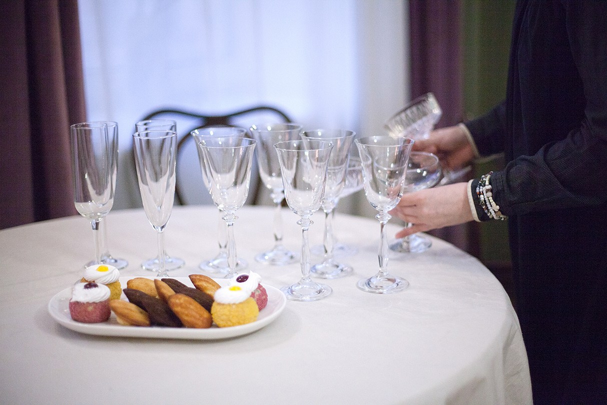 В Петербурге время чая. ФОТОГРАФ ЛИЛИЯ БИЧУРИНА