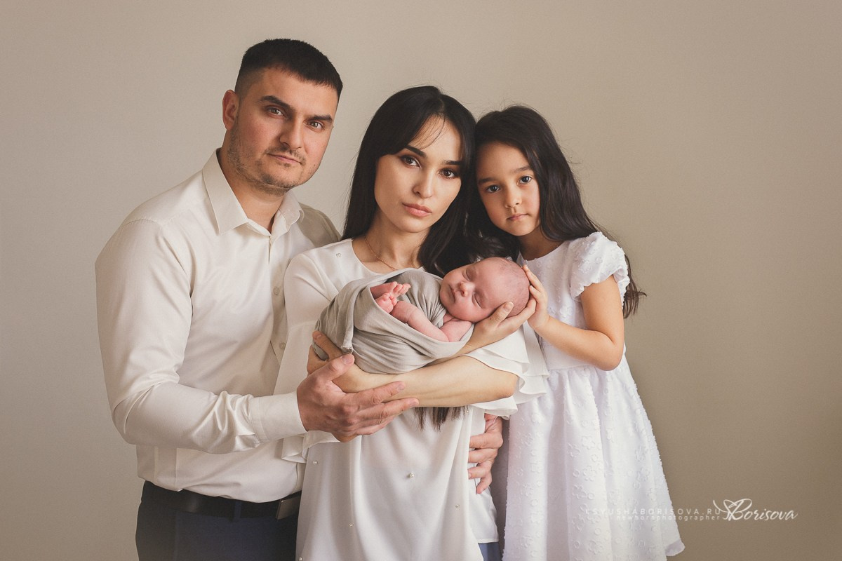 Фото с Родителями (ньюборн). Фотограф новорожденных в Магнитогорске Ксюша Борисова