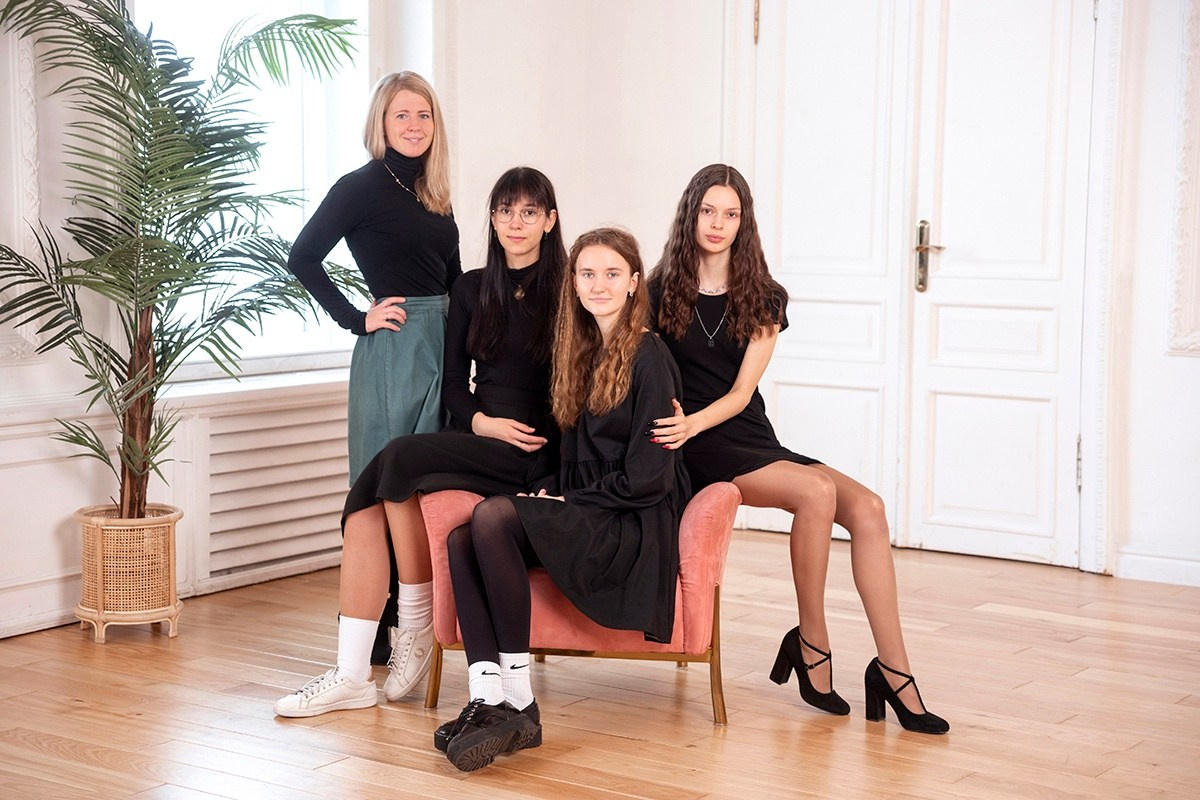 Фотосессия «День с классом». 9, 11 класс. Выпускные альбомы СПБ. Фотограф в Садик и Школу