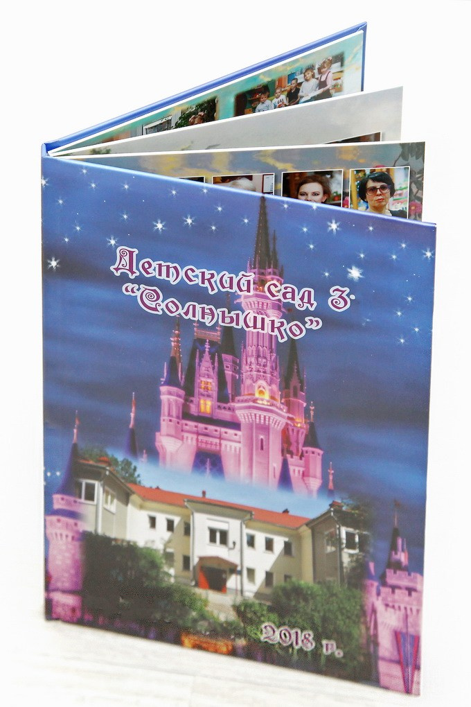 Внешний вид фотоальбомов. Выпускные альбомы.Школьный и спортивный фотограф в Москве