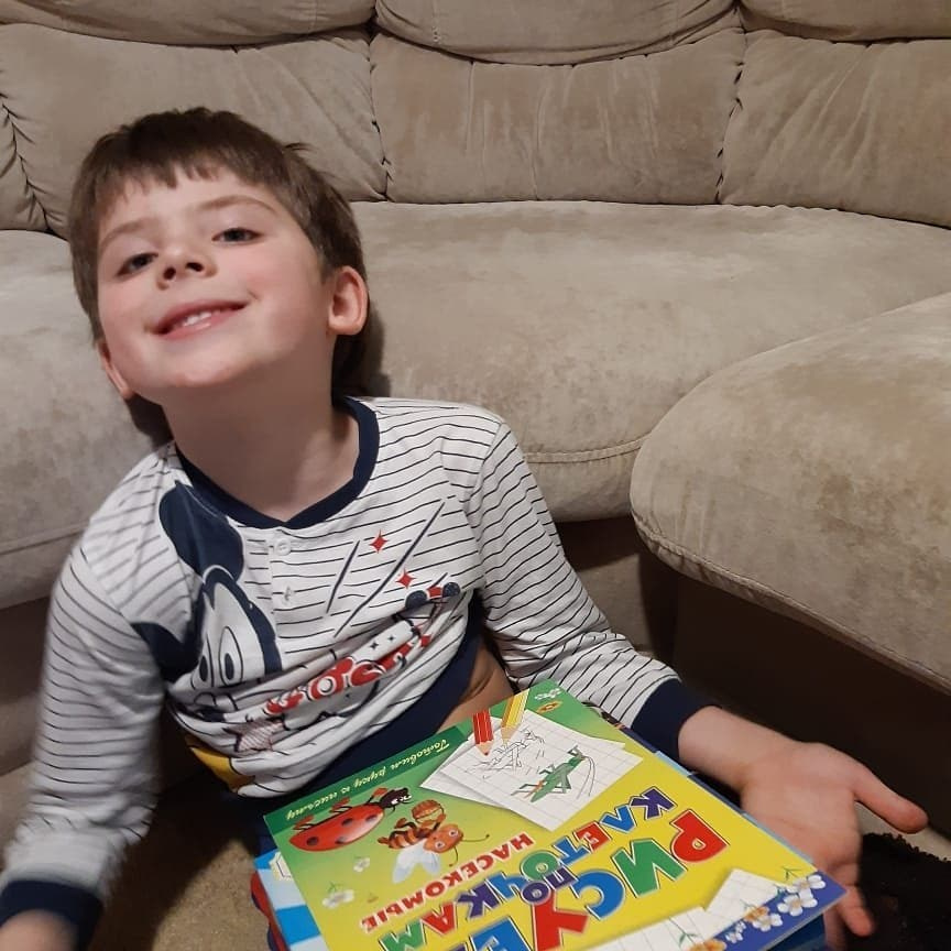 Творческие праздники с @kancline_rnd — рисуем радость по клеточкам! 🎨❤️