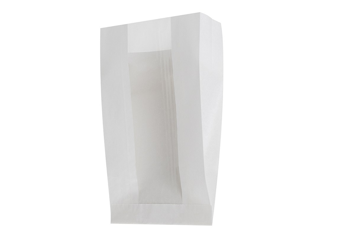 Упаковка с прозрачным окошком на белом фоне