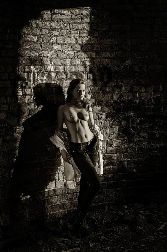 Эротическая фотосессия в стили НЮ в Красноярске описание цена заказать эротическую фотосессию фотограф Красноярск