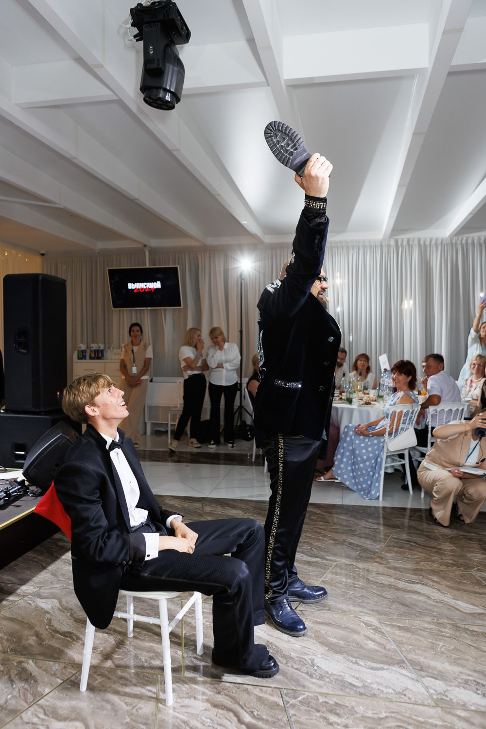 Выпускной вечер в Севастопольской гимназии № 1 имени А. С. Пушкина. Свадебный фотограф, фотосъемка в Крыму, Севастополе, Симферополе, Ялте