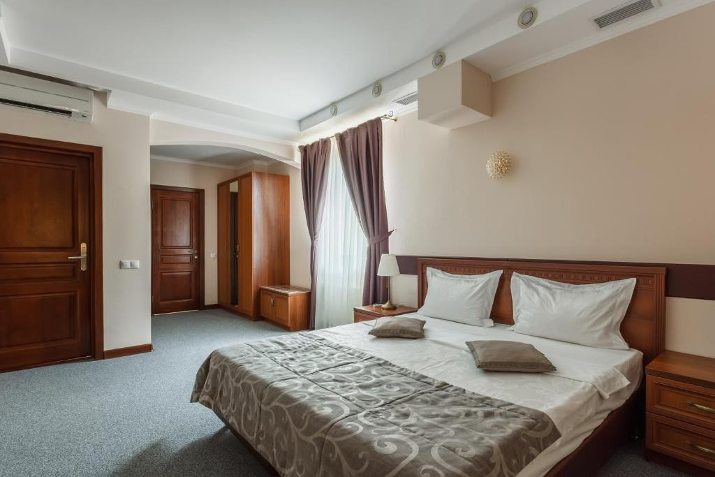 ОТЕЛИ В КРАСНОДАРЕ. Свадебный и семейный фотограф/видеограф в Краснодаре Наталья Осинская