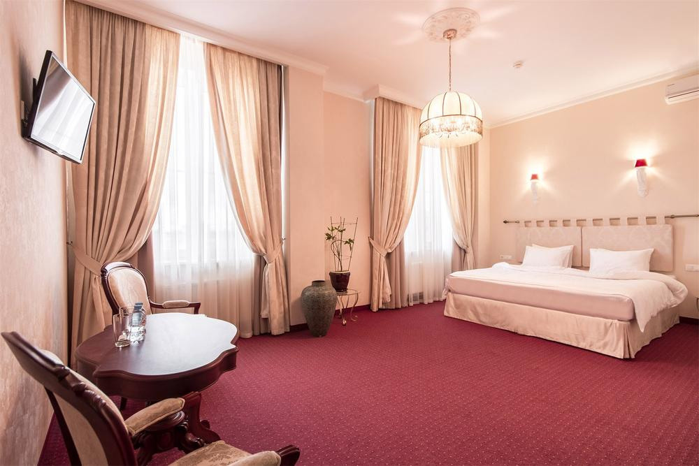 ОТЕЛИ В КРАСНОДАРЕ. Свадебный и семейный фотограф/видеограф в Краснодаре Наталья Осинская