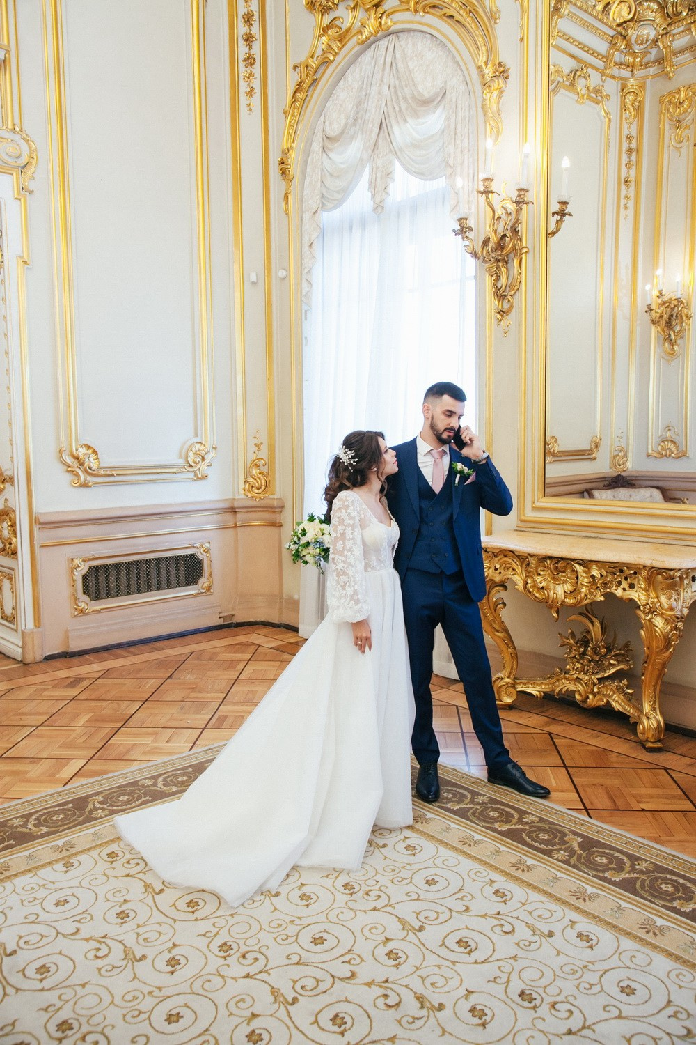 Свадебная прогулка в СПб, фотограф Денис Шмигирилов. Фотограф крещение венчание в Петербурге! Помогает подобрать храм и посоветовал душевного батюшку в СПб