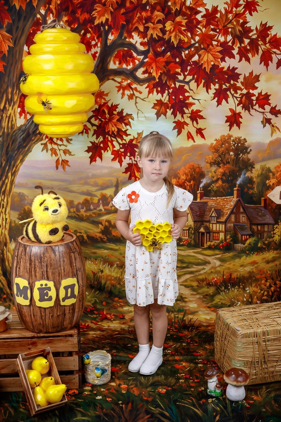 Приключения на пасеке. Фотосессия для детей и выпускников | Mega Foto — Сургут