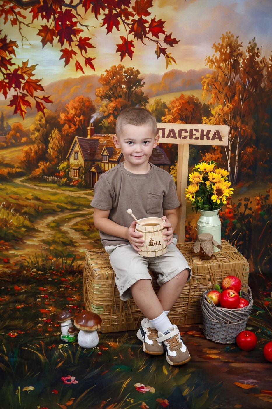 Приключения на пасеке. Фотосессия для детей и выпускников | Mega Foto — Сургут