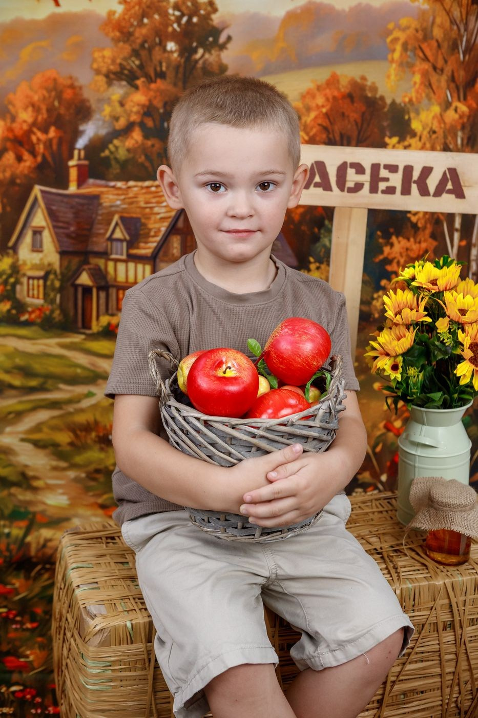Приключения на пасеке. Фотосессия для детей и выпускников | Mega Foto — Сургут