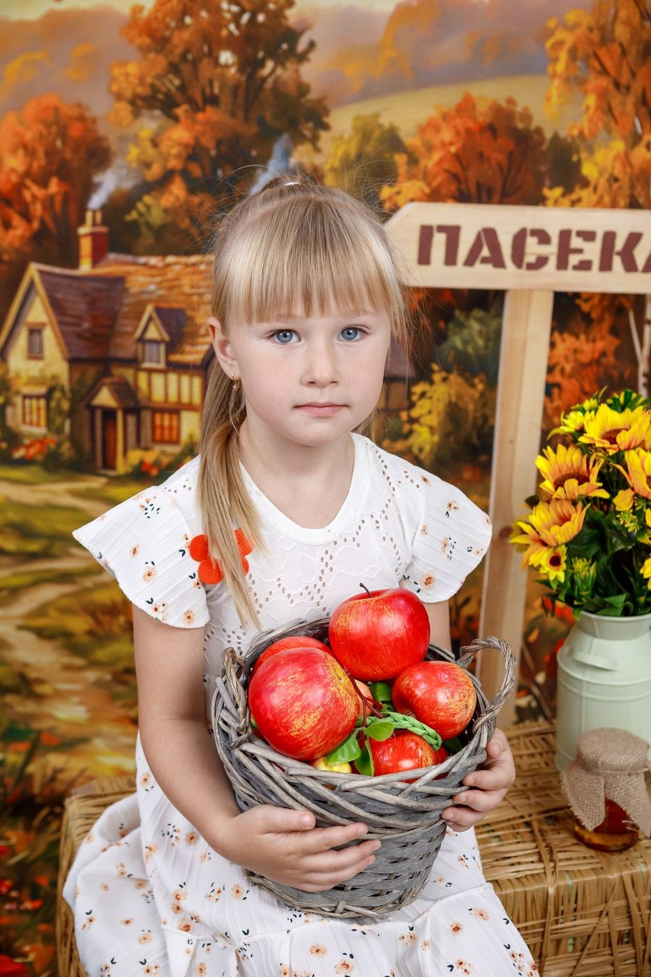 Приключения на пасеке. Фотосессия для детей и выпускников | Mega Foto — Сургут