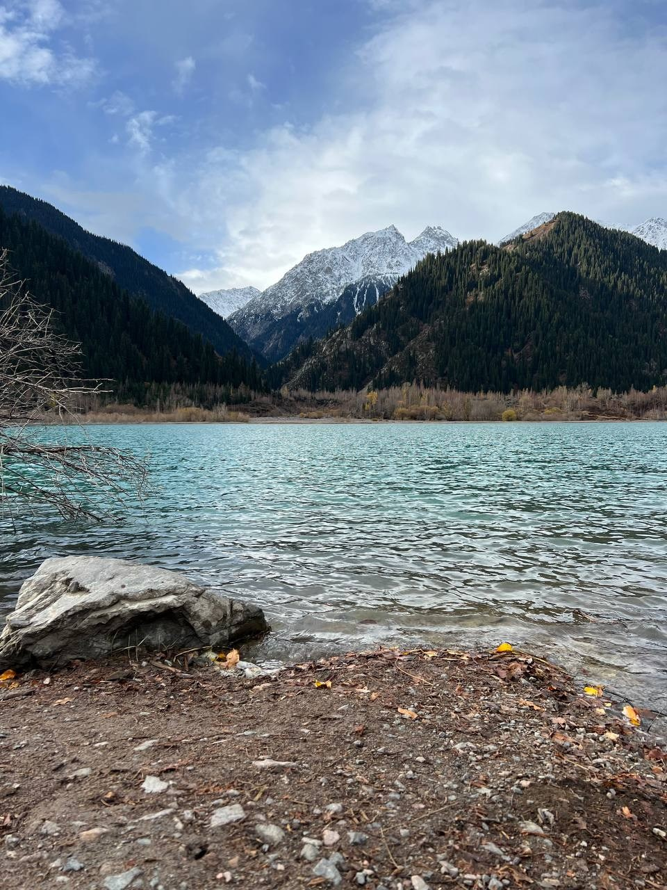 Озеро Иссык рядом с Алматы, Казахстан. Где находится, как доехать, фото и видео зимой и летом