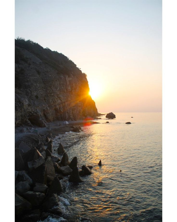 Локации для фотосессии в Ялте. Профессиональная фотосъемка в Крыму. Натуральные эмоции и живые кадры. Забронируйте дату прямо сейчас!