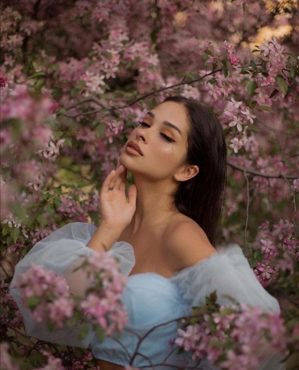 Фотосессия в цветении. Фотограф г. Хабаровск. Семейные и индивидуальные съёмки