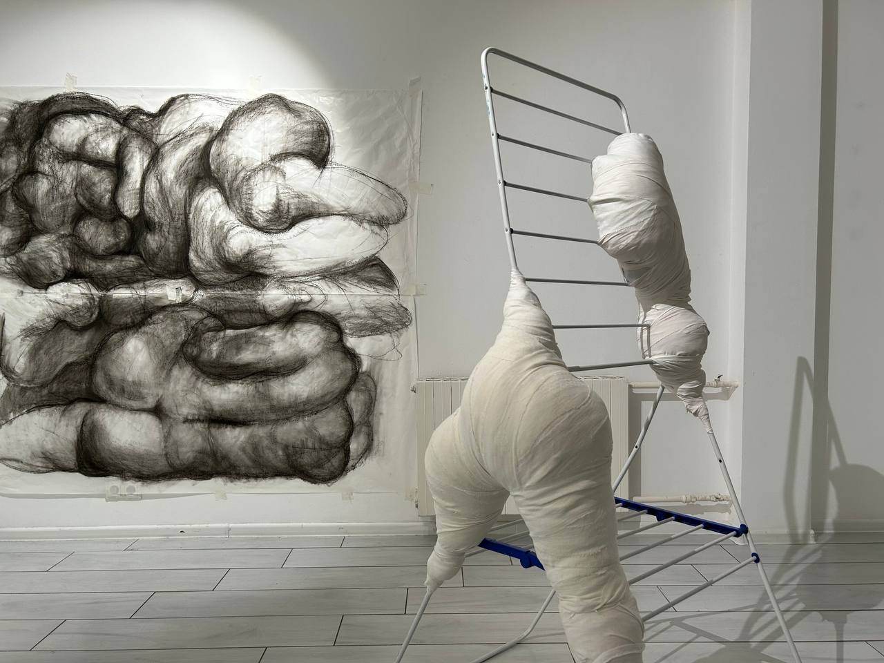 «(Не)античные торсы» 2025. Лилия Ким. Междисциплинарный художник