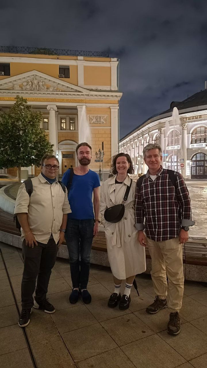 Роман Кирпичев - экскурсовод по Москве. П&П — Полезное с Приятным. Фотоэкскурсии — Москва на память. Экскурсовод и фотограф в Москве. Увези столицу в своём альбоме!