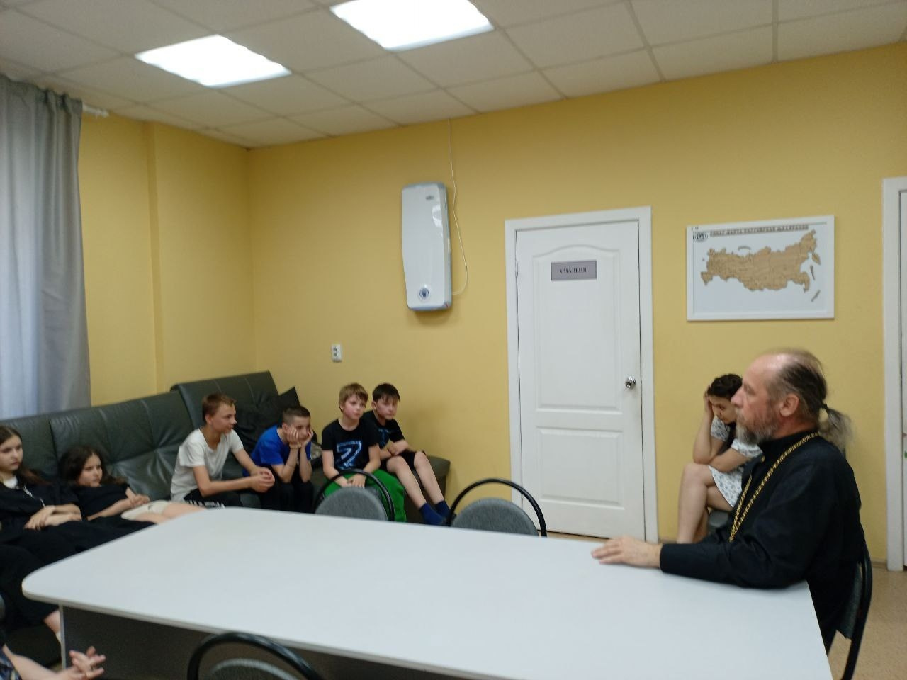 В центре «Возвращение» прошла встреча с воспитанниками. Саратовское Юго-Западное благочиние