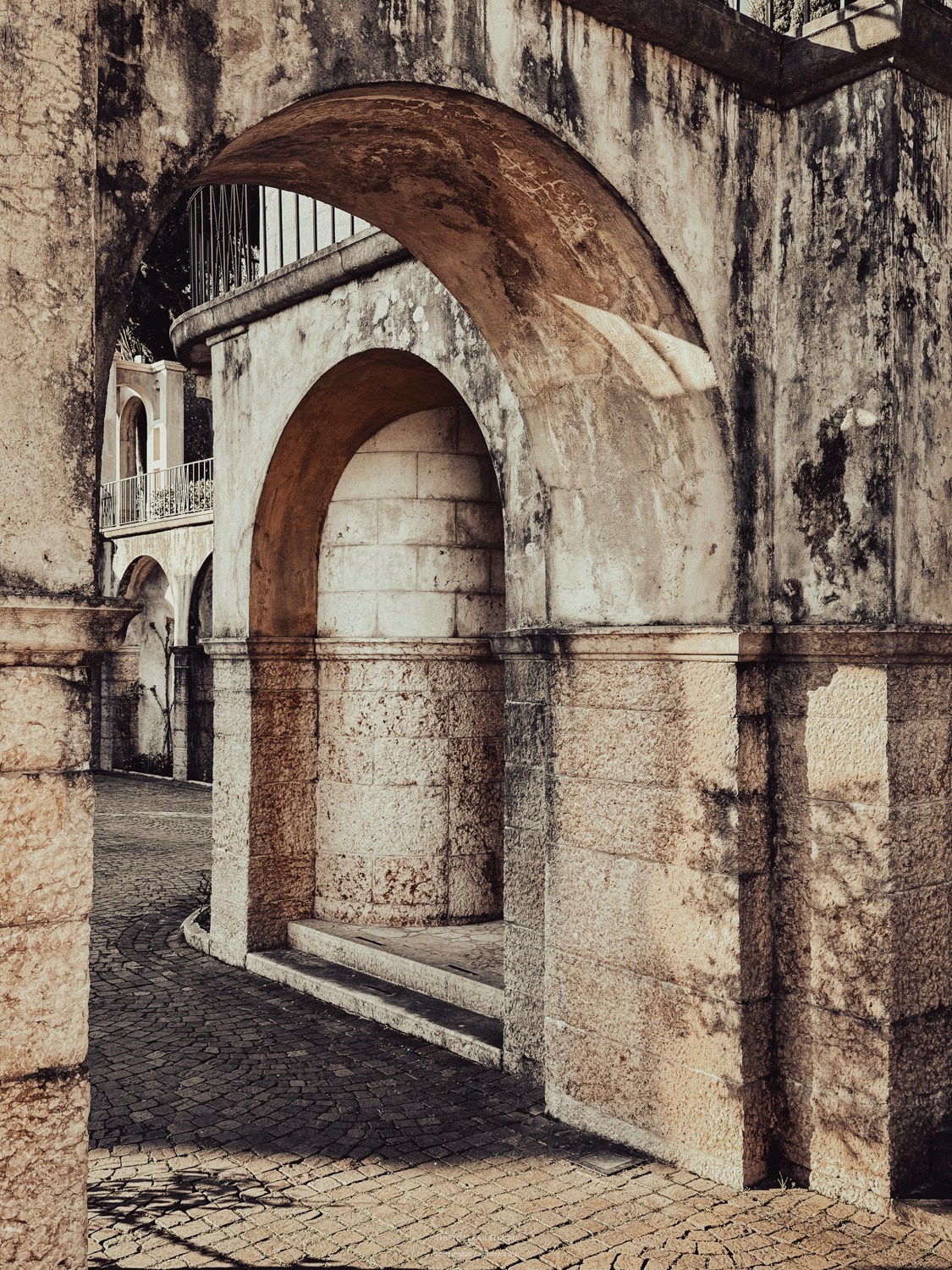 Vittoriale degli Italiani-Бывшая резиденция Габриеле Д’Аннунцио. Авторские стильные фотокартины