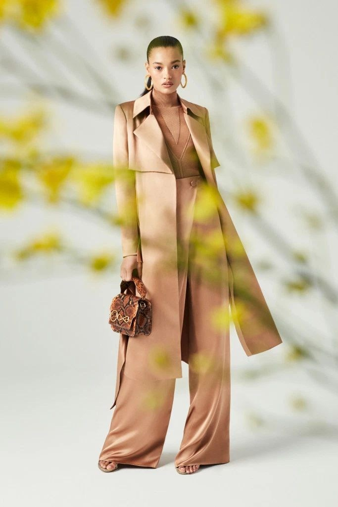 Фотосессии с живыми цветами в Железнодорожном