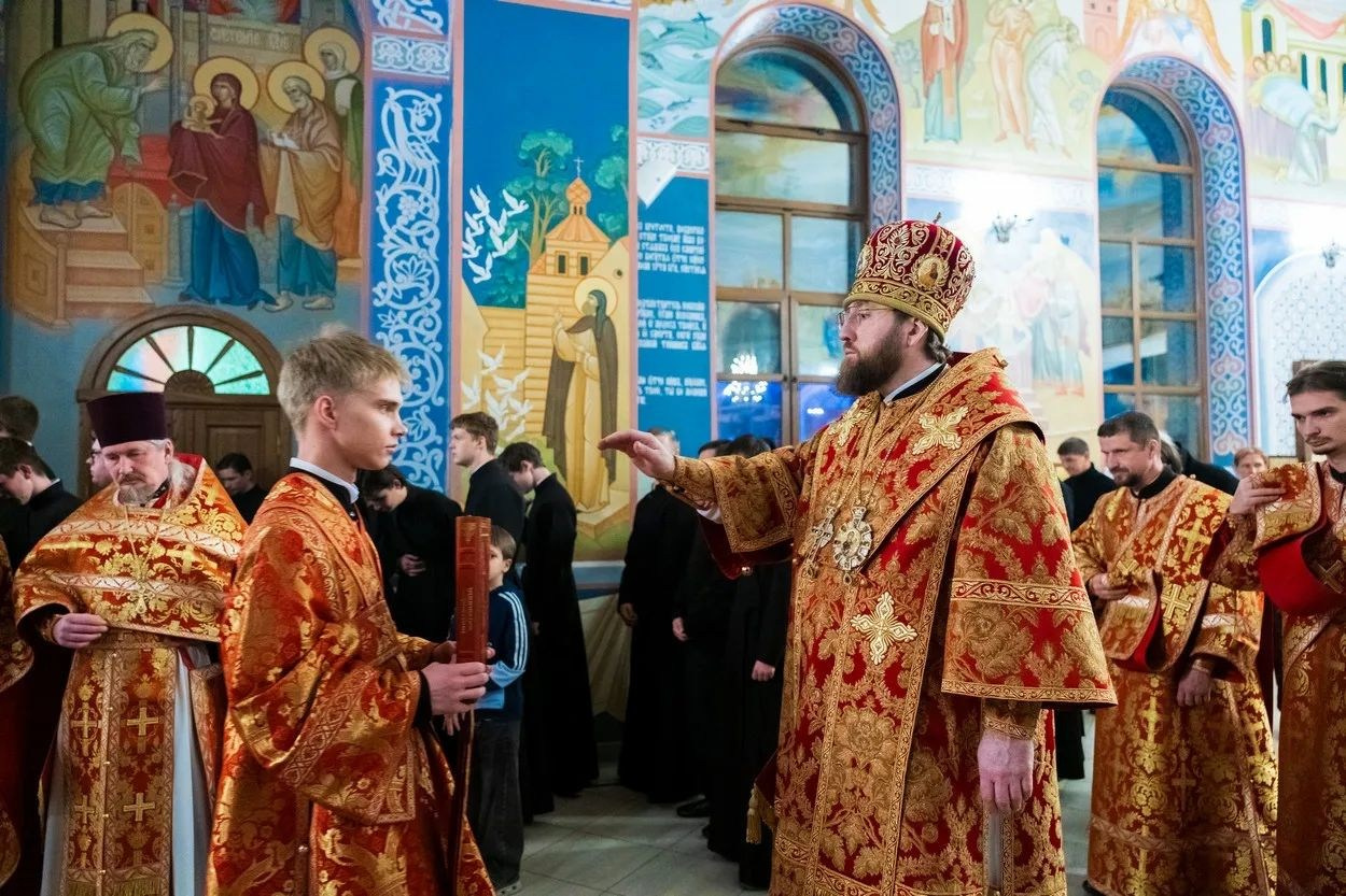 Настоятель храма принял участие в Архиерейском Богослужении в Свято- Никольском мужском монастыре г. Саратова. Георгиевское благочиние