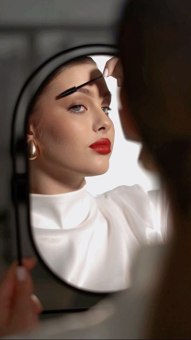 Мудборд_мастер перманентного макияжа. Контент-съёмка и бизнес-портреты в Москве. Виктория Кулюкина