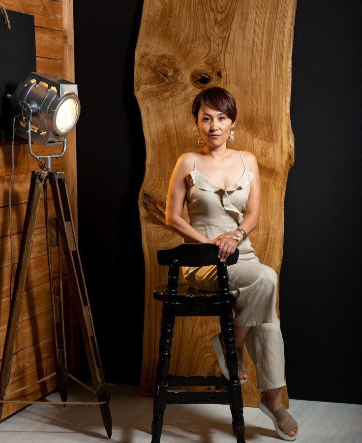 Деловой (бизнес) портрет. Фотостудия Алматы. Фотосъемка Алматы. Фотосессия Алматы. Фотокурсы. Обучение фотографии. Аренда студии