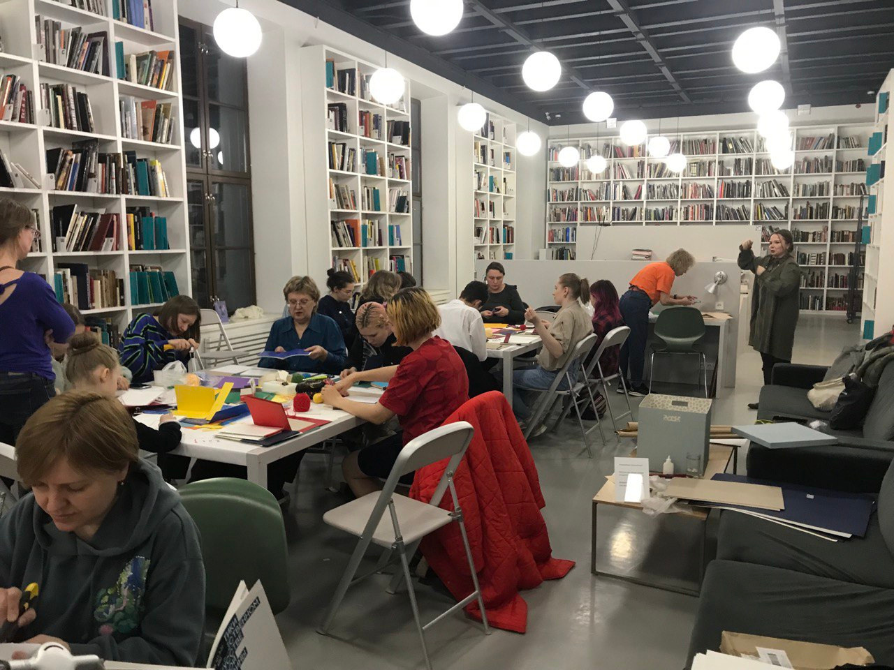 Трёхдневный воркшоп Ольги Михальчук по самиздату в MMOMA. Ольга Михальчук, художница и фотограф