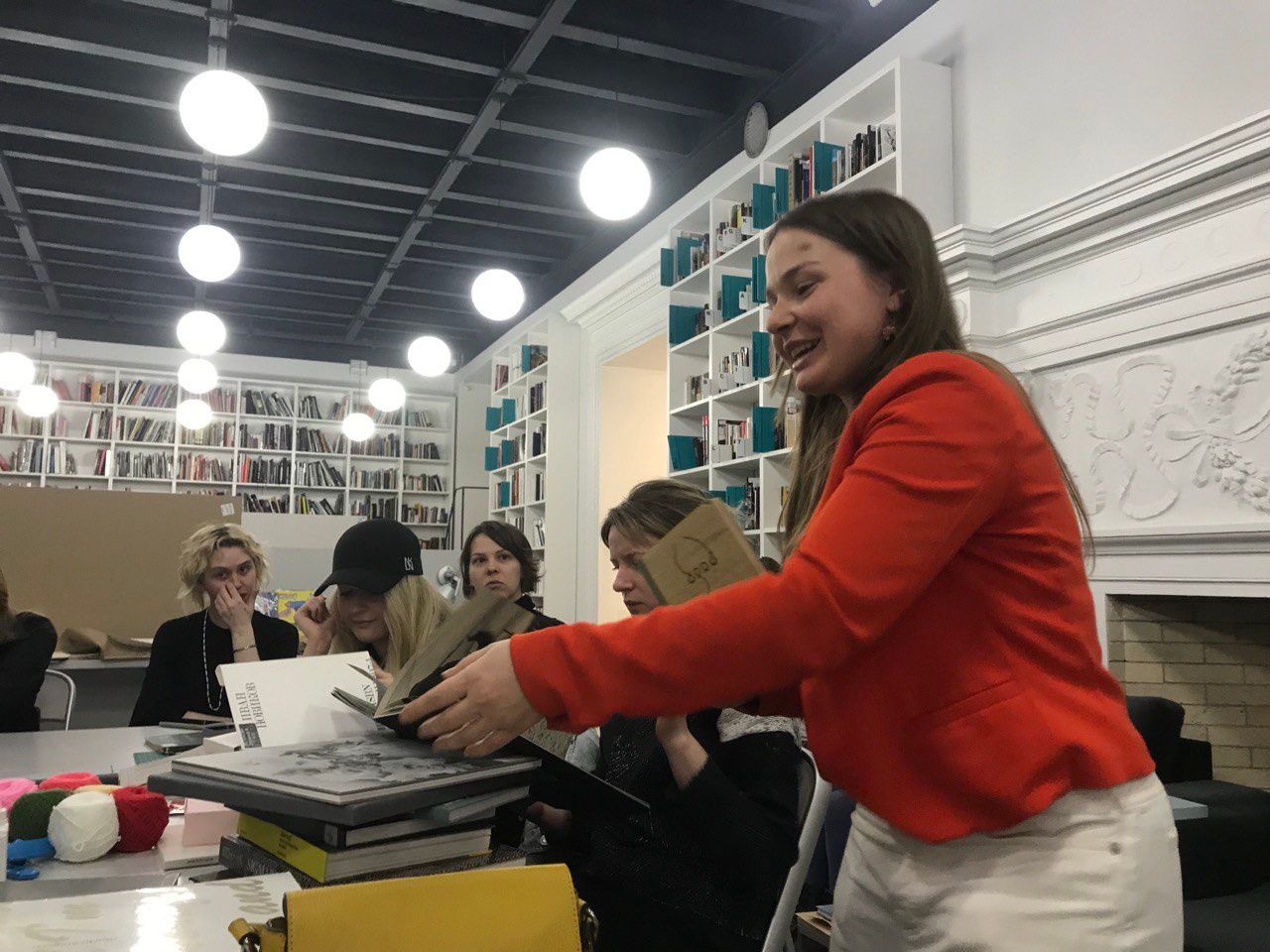 Трёхдневный воркшоп Ольги Михальчук по самиздату в MMOMA. Ольга Михальчук, художница и фотограф