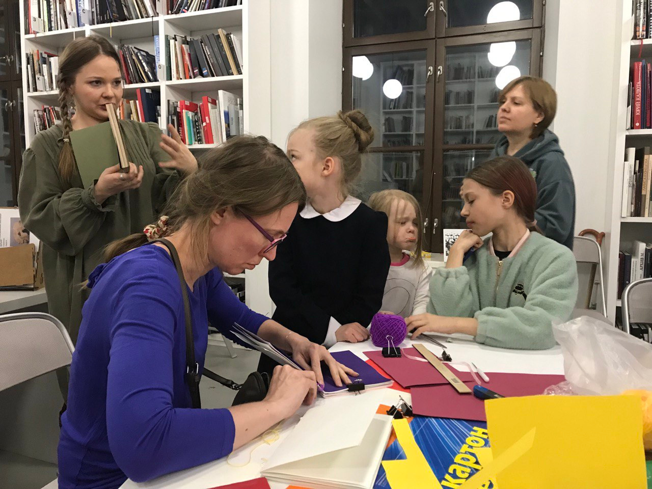 Трёхдневный воркшоп Ольги Михальчук по самиздату в MMOMA. Ольга Михальчук, художница и фотограф