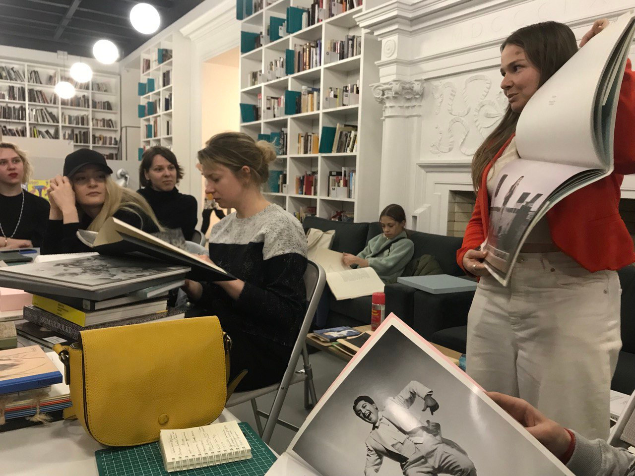 Трёхдневный воркшоп Ольги Михальчук по самиздату в MMOMA. Ольга Михальчук, художница и фотограф