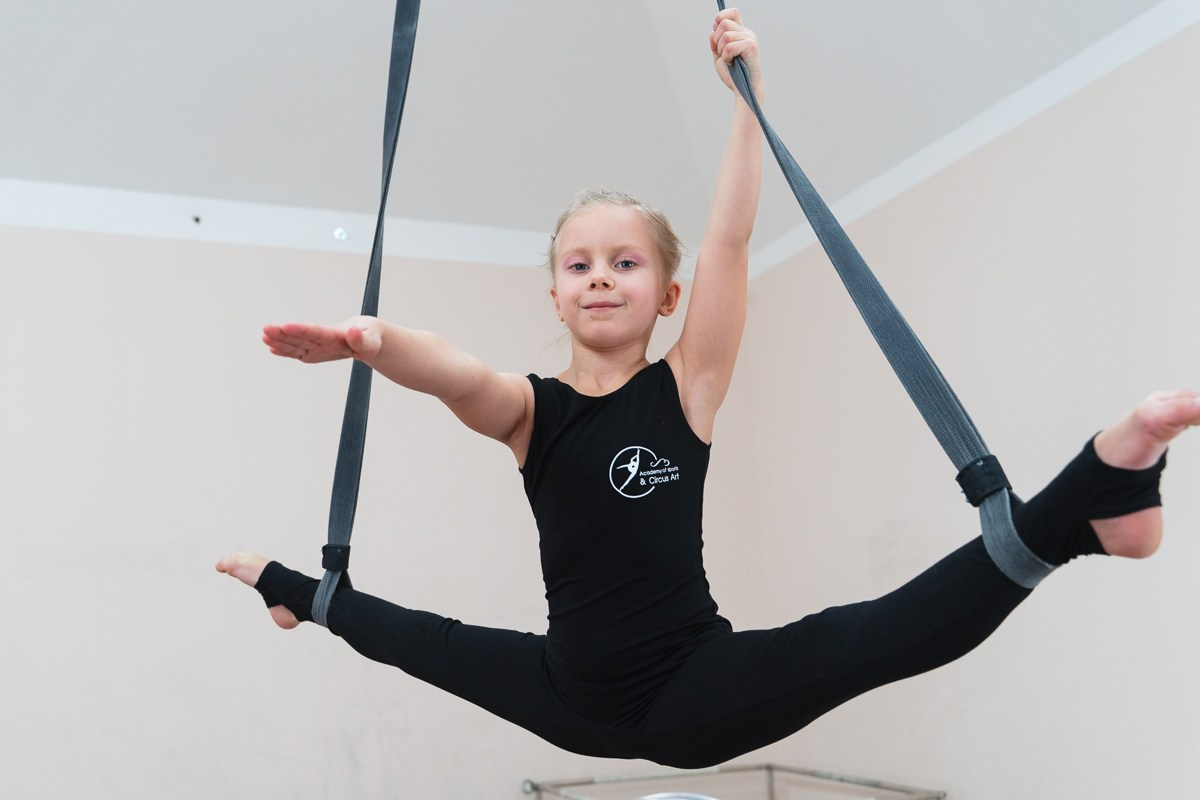 Тренировка в цирковой студии. Репортажный и семейный фотограф в Санкт-Петербурге Тарас Марченко