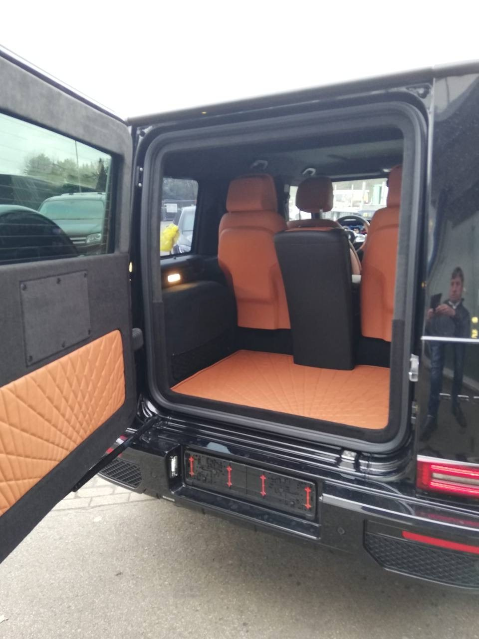 Armored car. Skyden Cars