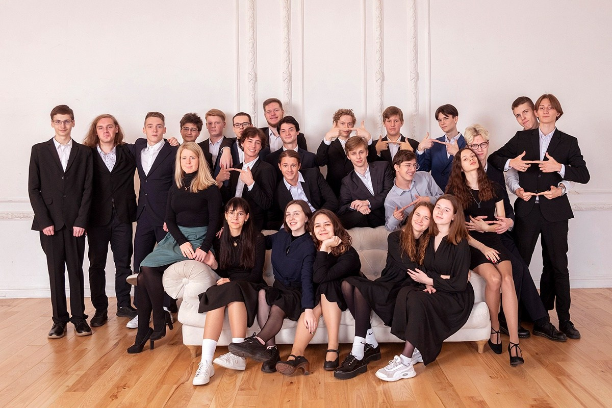 Фотосессия «День с классом». 9, 11 класс. Выпускные альбомы СПБ. Фотограф в Садик и Школу