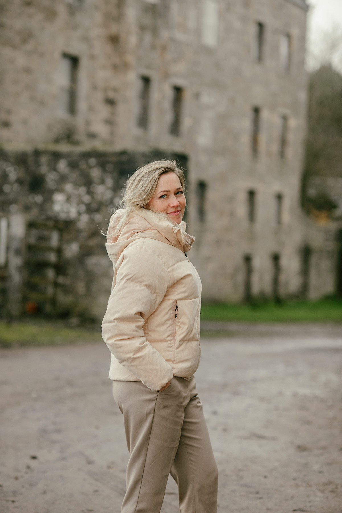 family photo shoot in Scotland, photo shoot at the castle